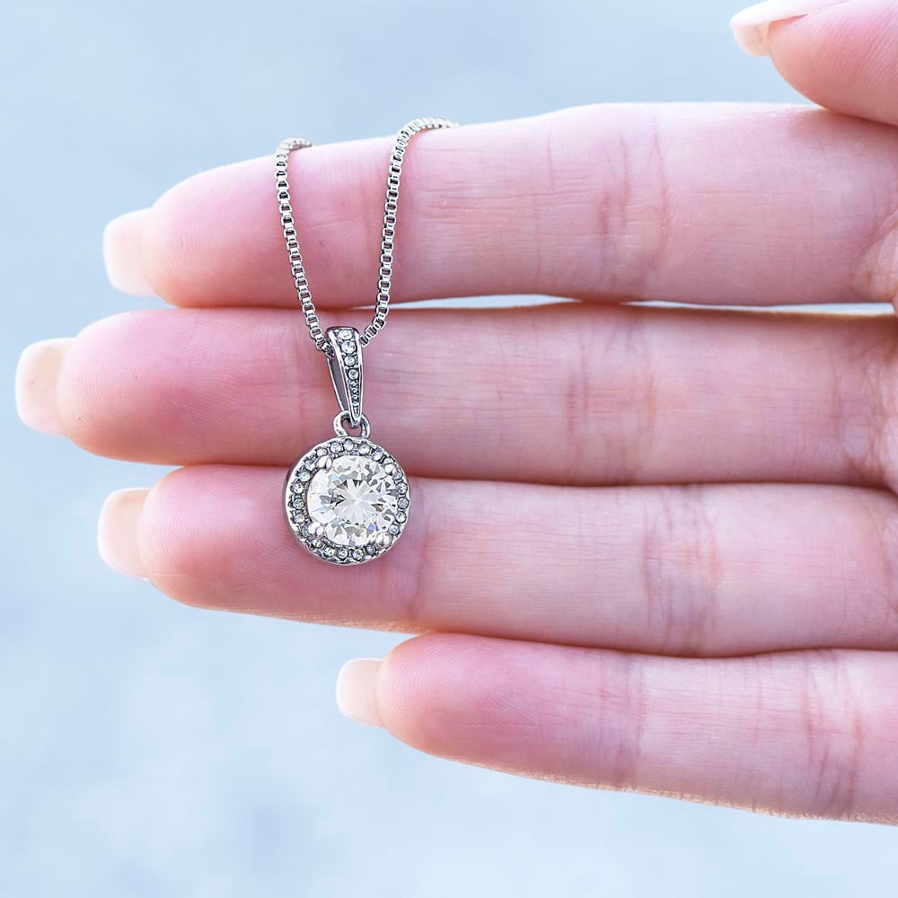 The Elara Halo Necklace