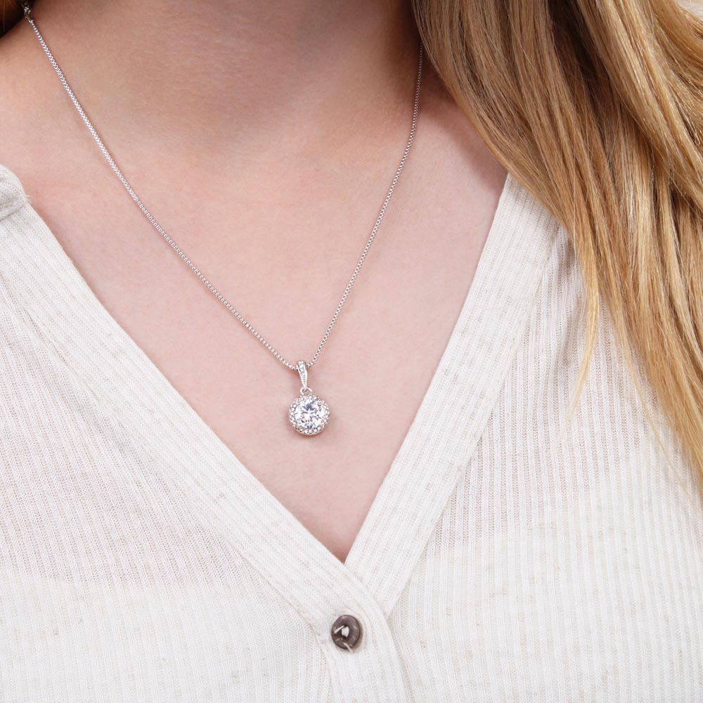 The Elara Halo Necklace